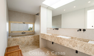 Villa moderna de lujo con vistas al mar en venta en El Higuerón, Fuengirola - Costa del Sol 806271 