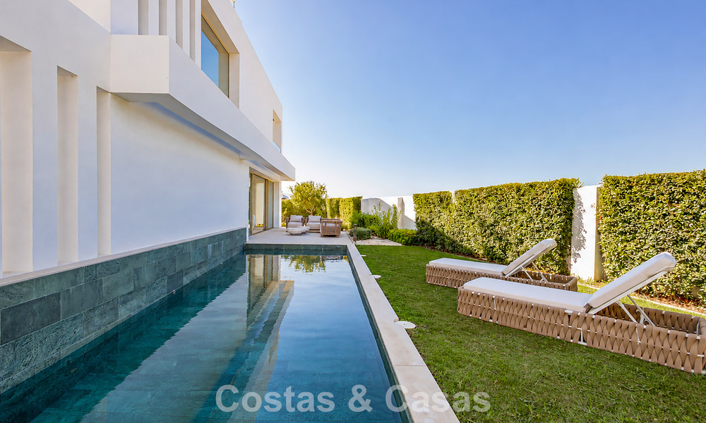 Villa moderna de lujo con vistas al mar en venta en El Higuerón, Fuengirola - Costa del Sol 806286
