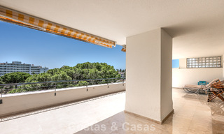 Ático dúplex de lujo en venta en primera línea de golf, cerca de todos los servicios en Guadalmina Alta y San Pedro, Marbella 806445 