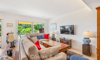 Ático dúplex de lujo en venta en primera línea de golf, cerca de todos los servicios en Guadalmina Alta y San Pedro, Marbella 806458 