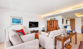 Ático dúplex de lujo en venta en primera línea de golf, cerca de todos los servicios en Guadalmina Alta y San Pedro, Marbella 806460 