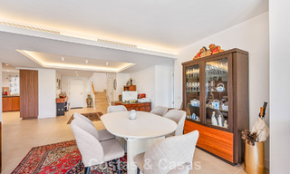 Ático dúplex de lujo en venta en primera línea de golf, cerca de todos los servicios en Guadalmina Alta y San Pedro, Marbella 806461 