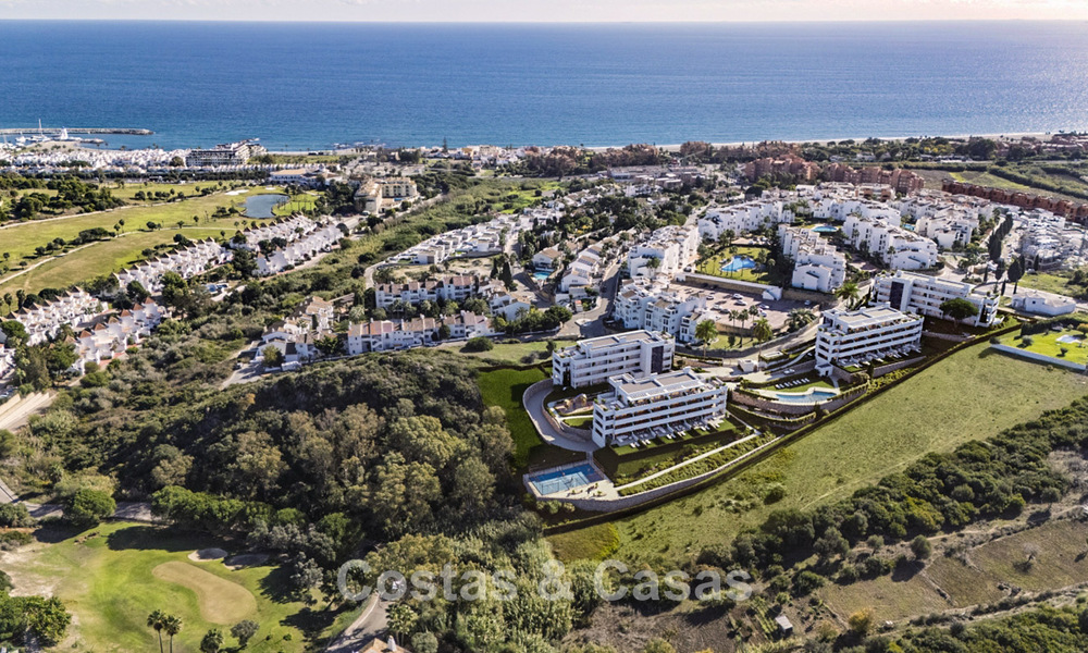 Apartamentos de obra nueva en venta en una tranquila zona residencial de Manilva, Costa del Sol 806332