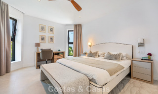 Villa familiar moderna de nueva construcción con piscina en venta en la New Golden Mile, entre Marbella y Estepona 806616 