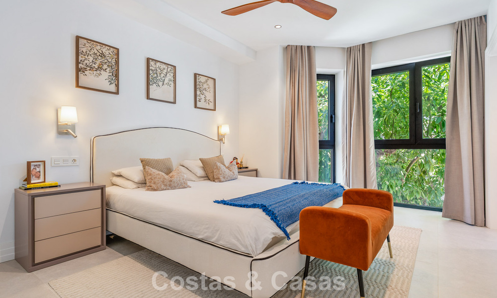 Villa familiar moderna de nueva construcción con piscina en venta en la New Golden Mile, entre Marbella y Estepona 806618