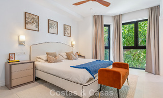 Villa familiar moderna de nueva construcción con piscina en venta en la New Golden Mile, entre Marbella y Estepona 806618 