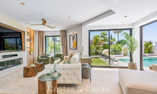 Villa familiar moderna de nueva construcción con piscina en venta en la New Golden Mile, entre Marbella y Estepona 806628 