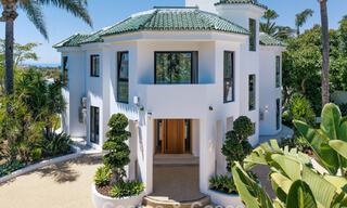 Villa familiar moderna de nueva construcción con piscina en venta en la New Golden Mile, entre Marbella y Estepona 806640 