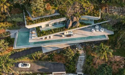Villa de diseño vanguardista con espectaculares vistas al mar en venta en un exclusivo resort de golf en las colinas de Marbella - Benahavís 806654