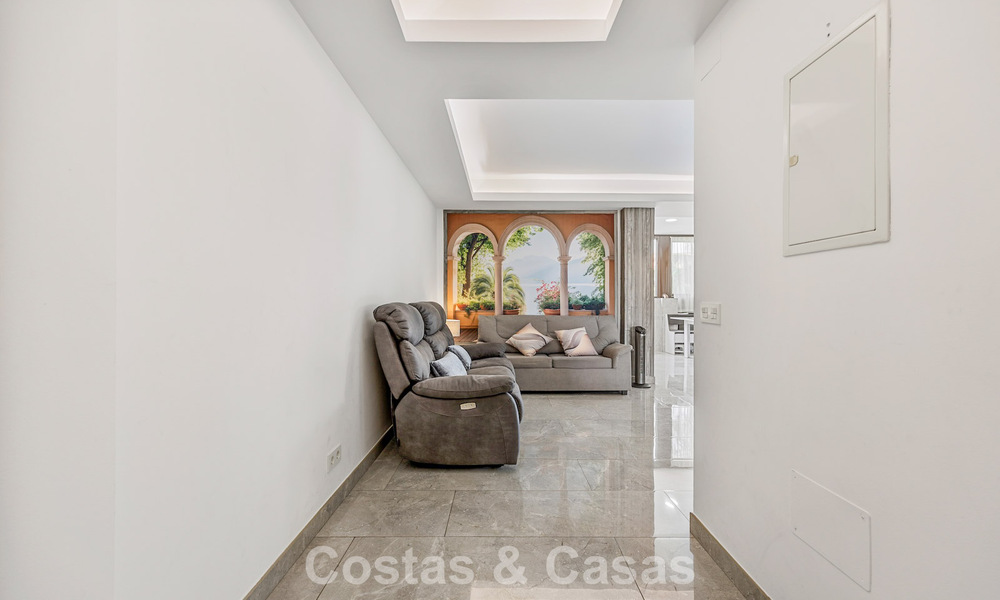 Apartamento listo para entrar a vivir a poca distancia del Centro Comercial La Cañada y del centro de Marbella 806834
