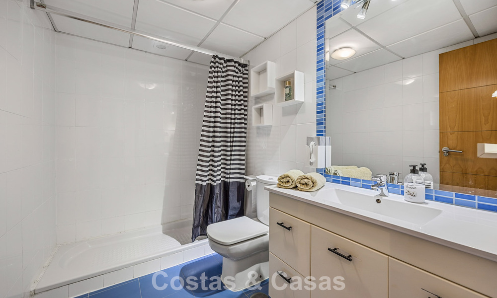 Apartamento listo para entrar a vivir a poca distancia del Centro Comercial La Cañada y del centro de Marbella 806839