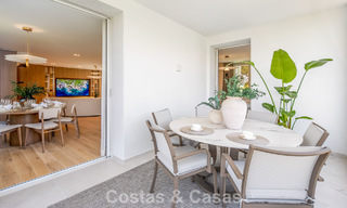 Ático de lujo reformado, listo para entrar a vivir, a poca distancia de la playa en Los Monteros, Marbella Este 806559 