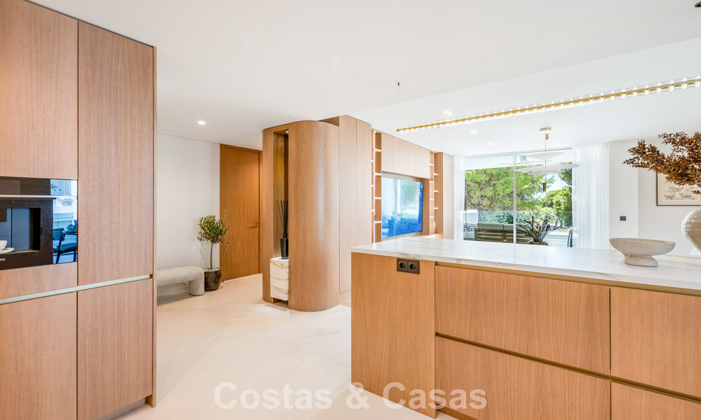 Ático de lujo reformado, listo para entrar a vivir, a poca distancia de la playa en Los Monteros, Marbella Este 806572