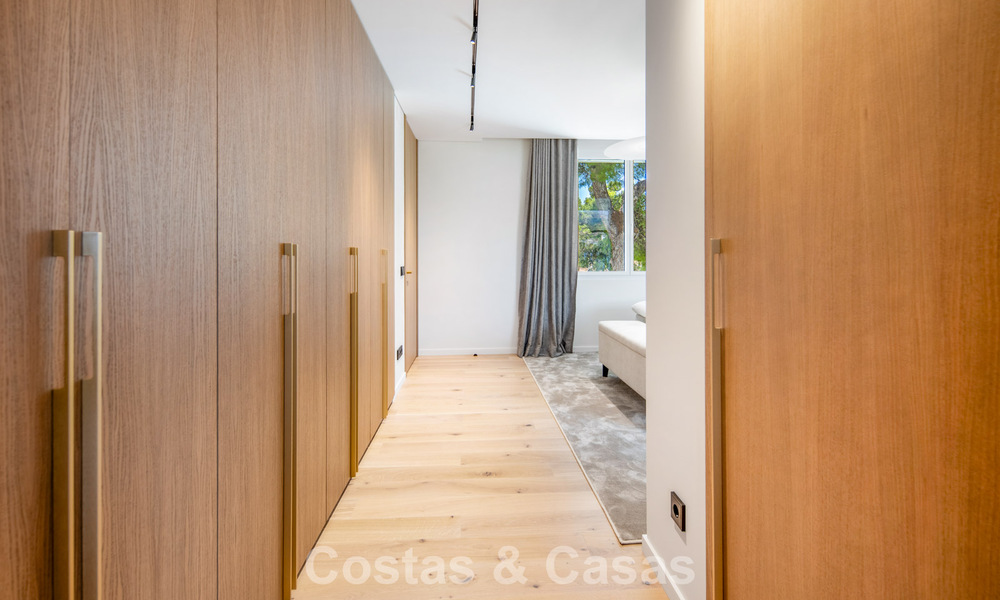 Ático de lujo reformado, listo para entrar a vivir, a poca distancia de la playa en Los Monteros, Marbella Este 806591