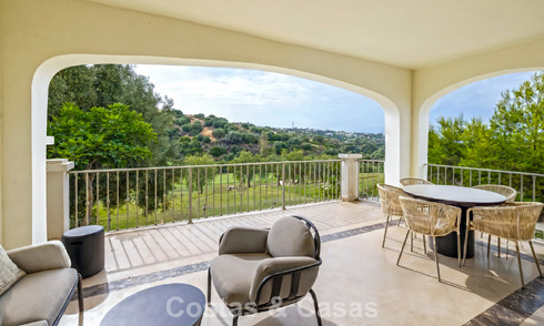 Adosados listos para entrar a vivir con arquitectura mediterránea en primera línea de golf en Estepona 806878