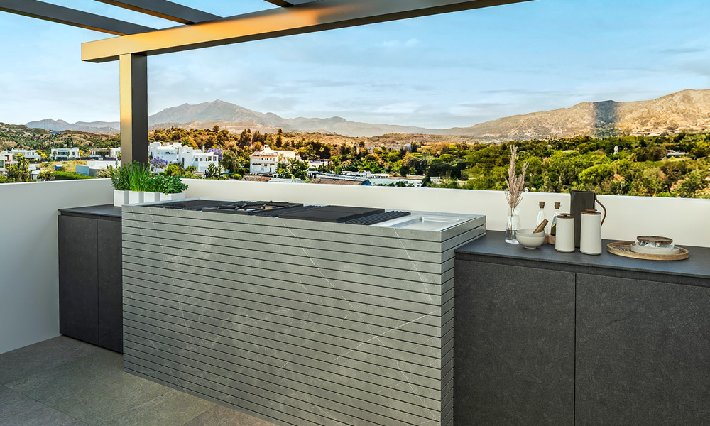 Villa contemporánea de nueva construcción en venta en el Valle del Golf de Nueva Andalucía, Marbella 806978