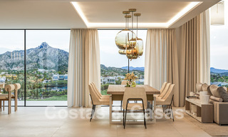 Villa contemporánea de nueva construcción en venta en el Valle del Golf de Nueva Andalucía, Marbella 806996 