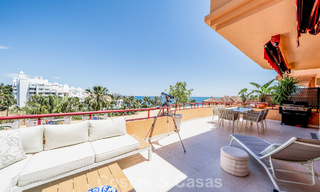 Apartamentos con vistas al mar en venta en Riviera Andaluza, a poca distancia del centro de Estepona 806488 