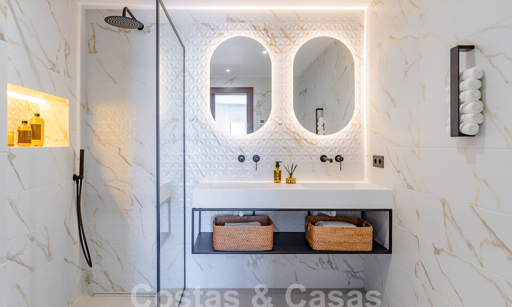 Apartamentos en venta en Malambo a poca distancia de Puerto Banús en Nueva Andalucía, Marbella 806533