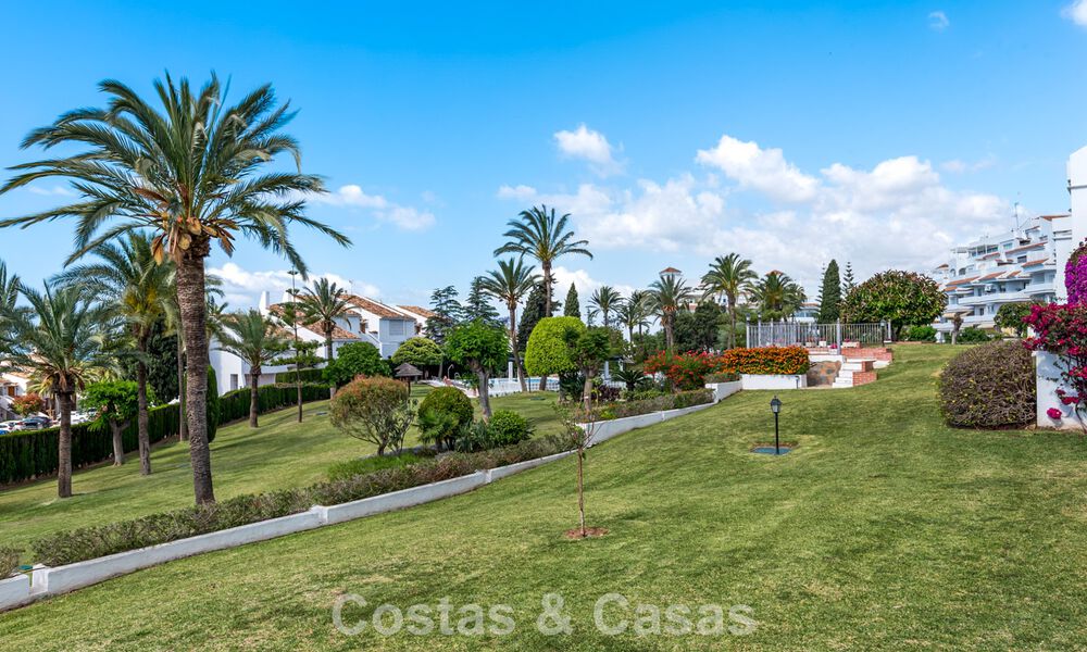 Apartamentos en venta en Malambo a poca distancia de Puerto Banús en Nueva Andalucía, Marbella 806542