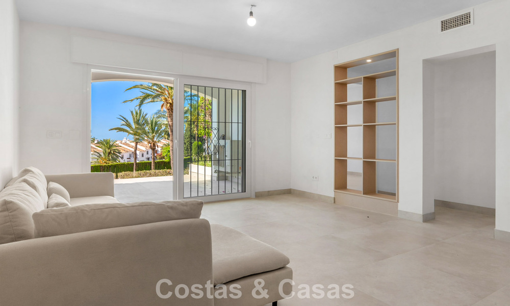 Apartamentos en venta en Malambo a poca distancia de Puerto Banús en Nueva Andalucía, Marbella 806545