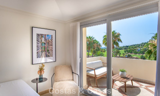 Ático dúplex de lujo con amplias terrazas en venta en el corazón del Valle del Golf de Nueva Andalucía, Marbella 807019 