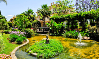 Ático dúplex de lujo con amplias terrazas en venta en el corazón del Valle del Golf de Nueva Andalucía, Marbella 807445 