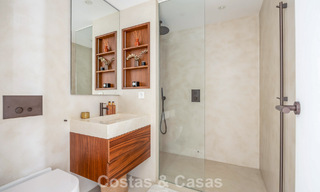 Elegante apartamento reformado con vistas panorámicas en venta en Nueva Andalucía, Marbella 807095 