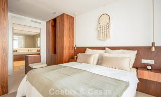 Elegante apartamento reformado con vistas panorámicas en venta en Nueva Andalucía, Marbella 807127 