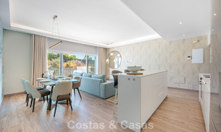 Ático dúplex contemporáneo en venta en un complejo de estilo mediterráneo tipo resorten El Paraiso, Marbella - Benahavís 807328 