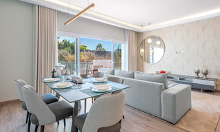 Ático dúplex contemporáneo en venta en un complejo de estilo mediterráneo tipo resorten El Paraiso, Marbella - Benahavís 807329 
