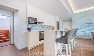 Ático dúplex contemporáneo en venta en un complejo de estilo mediterráneo tipo resorten El Paraiso, Marbella - Benahavís 807337 