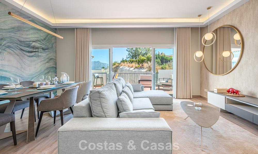 Ático dúplex contemporáneo en venta en un complejo de estilo mediterráneo tipo resorten El Paraiso, Marbella - Benahavís 807339