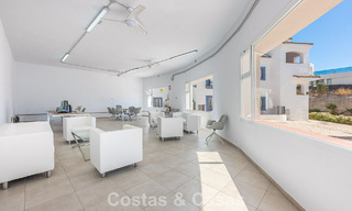 Ático dúplex contemporáneo en venta en un complejo de estilo mediterráneo tipo resorten El Paraiso, Marbella - Benahavís 807359 