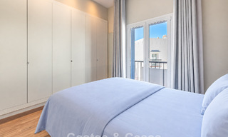 Ático dúplex contemporáneo en venta en un complejo de estilo mediterráneo tipo resorten El Paraiso, Marbella - Benahavís 807375 