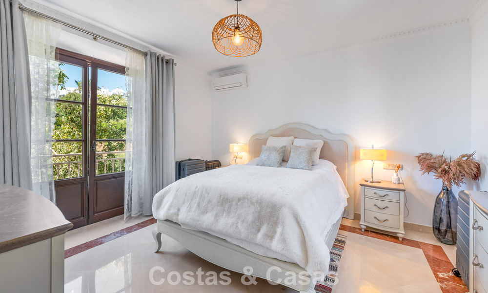Amplia villa familiar mediterránea en venta en la Nueva Milla de Oro entre Marbella y Estepona 807258