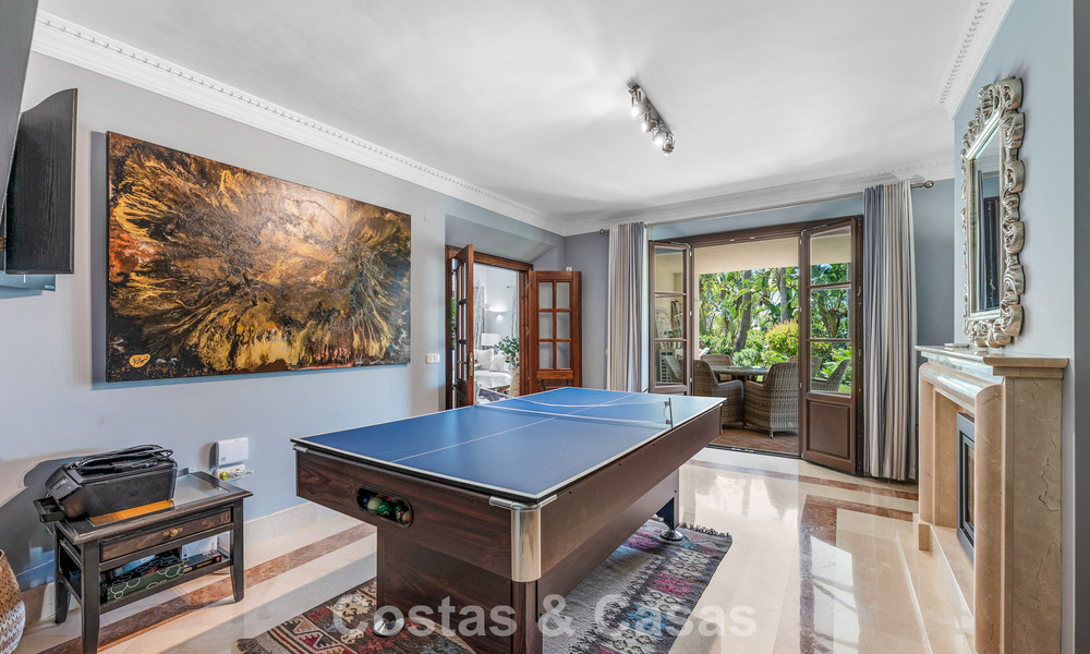 Amplia villa familiar mediterránea en venta en la Nueva Milla de Oro entre Marbella y Estepona 807270