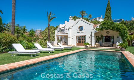 Amplia villa familiar mediterránea en venta en la Nueva Milla de Oro entre Marbella y Estepona 807291