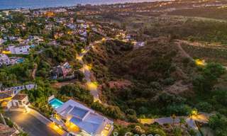 Villa de lujo ultramoderna y de nueva construcción con vistas panorámicas al mar en venta en el Este de Marbella 807472 
