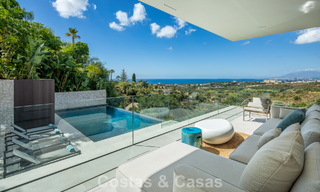 Villa de lujo ultramoderna y de nueva construcción con vistas panorámicas al mar en venta en el Este de Marbella 807473 