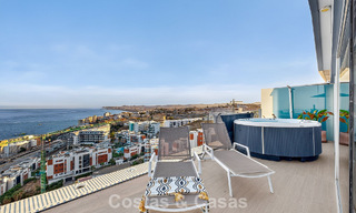 Exclusivo ático esquinero con vistas panorámicas al mar en venta en El Higueron, Benalmádena, Costa del Sol 807404 