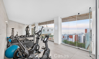 Exclusivo ático esquinero con vistas panorámicas al mar en venta en El Higueron, Benalmádena, Costa del Sol 807419 