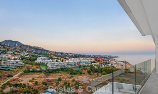Exclusivo ático esquinero con vistas panorámicas al mar en venta en El Higueron, Benalmádena, Costa del Sol 807420 