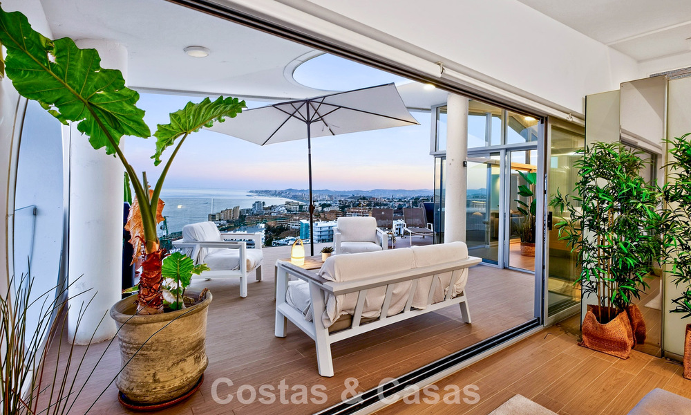 Exclusivo ático esquinero con vistas panorámicas al mar en venta en El Higueron, Benalmádena, Costa del Sol 807422