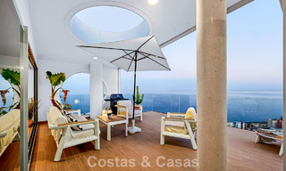 Exclusivo ático esquinero con vistas panorámicas al mar en venta en El Higueron, Benalmádena, Costa del Sol 807424 