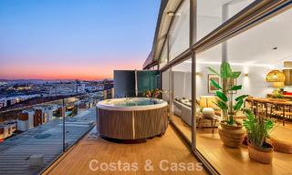 Exclusivo ático esquinero con vistas panorámicas al mar en venta en El Higueron, Benalmádena, Costa del Sol 807431 