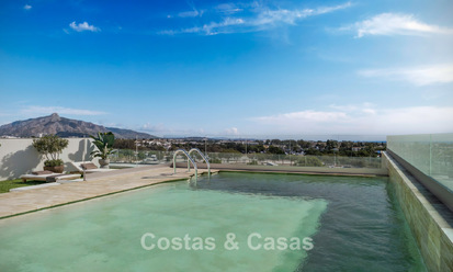 Modernos apartamentos de obra nueva en venta a poca distancia de la playa y del centro de San Pedro, Marbella 807198