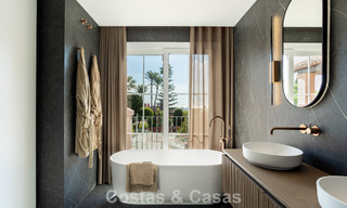 Casa adosada modernizada con vistas panorámicas en venta en las colinas de Marbella - Benahavís 807605 