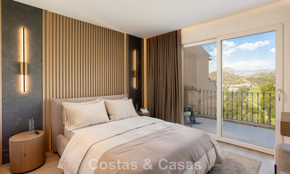 Casa adosada modernizada con vistas panorámicas en venta en las colinas de Marbella - Benahavís 807607