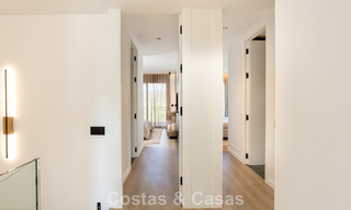 Casa adosada modernizada con vistas panorámicas en venta en las colinas de Marbella - Benahavís 807609 